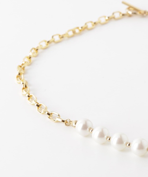 F by ROSSO（エフバイロッソ）の「F by ROSSO　パール×チェーンネックレス（ネックレス・レディース・ゴールド・-）」の4枚目の写真
