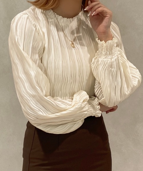 apres jour clair(アプレジュールクレア)の「【apres jour clair】プリーツブラウス【ZOZOTOWN限定アイテム】(シャツ/ブラウス・レディース・ブラウン系その他/ピンクベージュ/アイボリー・フリー/X-LARGE)」の10枚目の写真
