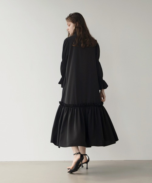 MIELI INVARIANT（ミエリインヴァリアント）の「Candy Sleeve Shirt Dress（ワンピース・レディース・ブラウン/ブラック・FREE）」の11枚目の写真