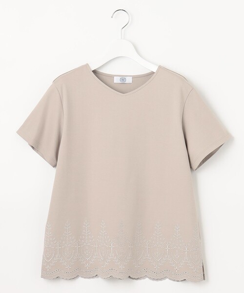 J.PRESS(ジェイプレス)の「【UVケア・接触冷感】コンパクトコットンスムース 裾刺繍 カットソー(Tシャツ/カットソー・レディース・ホワイト系/グレー系/ベージュ系/ネイビー系・T13/T15)」の10枚目の写真