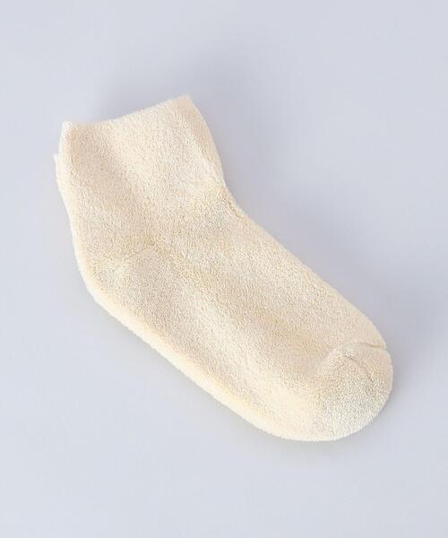 H　BEAUTY&YOUTH UNITED ARROWS（エイチビューティーアンドユースユナイテッドアローズ）の「＜BASERANGE＞BUCKLE ANKLE SOCKS 2022SS/ソックス（ソックス/靴下・レディース・ブラウン/ナチュラル・FREE）」の2枚目の写真