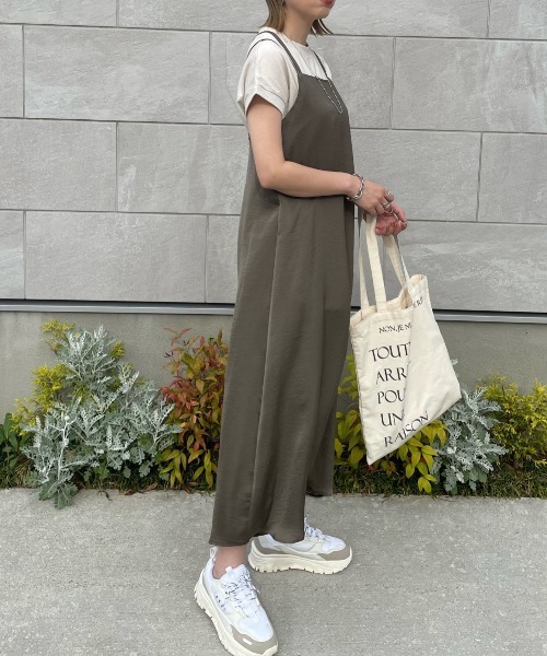 y/m by misato(イムバイミサト)の「ビンテージサテンキャミワンピース(ワンピース・レディース・ブラック/イエロー/モカ・FREE)」の5枚目の写真