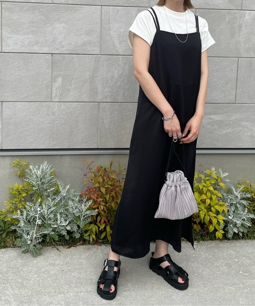 y/m by misato(イムバイミサト)の「ビンテージサテンキャミワンピース(ワンピース・レディース・ブラック/イエロー/モカ・FREE)」の11枚目の写真