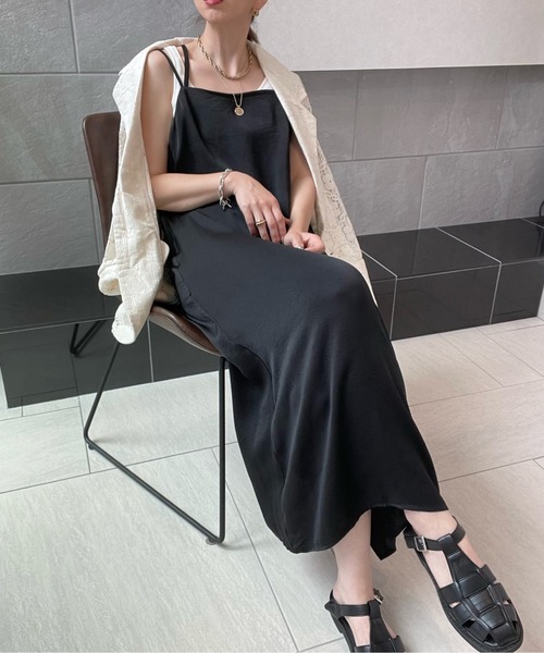 y/m by misato(イムバイミサト)の「ビンテージサテンキャミワンピース(ワンピース・レディース・ブラック/イエロー/モカ・FREE)」の18枚目の写真