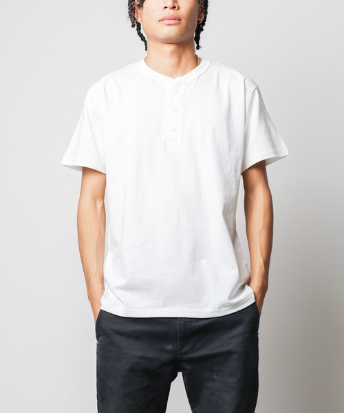 ARCHIVER(アーカイバ)の「【W】【it】【FE】オープンエンド マックスウェイト ヘンリーネックTシャツ(Tシャツ/カットソー・メンズ・ホワイト/ブラック/インディゴブルー/アーミー/ナチュラル/スミクロ・MEDIUM/LARGE/X-LARGE)」の4枚目の写真