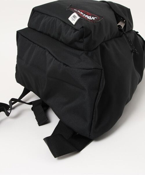 EASTPAK(イーストパック )の「MM6 MaisonMargiela×EASTPAK/エムエムシックス×イーストパック/DRIPPING PAKR(バックパック/リュック・メンズ・ブラック/グリーン・FREE/00)」の6枚目の写真