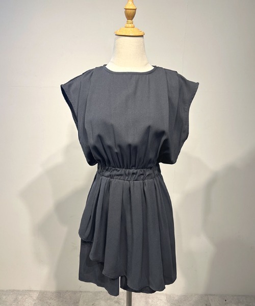 Futier land（フューティアランド）の「ウエストフリルショートオールインワン（つなぎ/オールインワン・レディース・ブラック/ベージュ/グレー・FREE）」の12枚目の写真