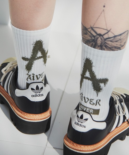 AIVER（アイバー）の「AIVER　Aロゴソックス　MADE IN JAPAN（ソックス/靴下・メンズ・ブラック/オフホワイト/カーキ・FREE）」の2枚目の写真