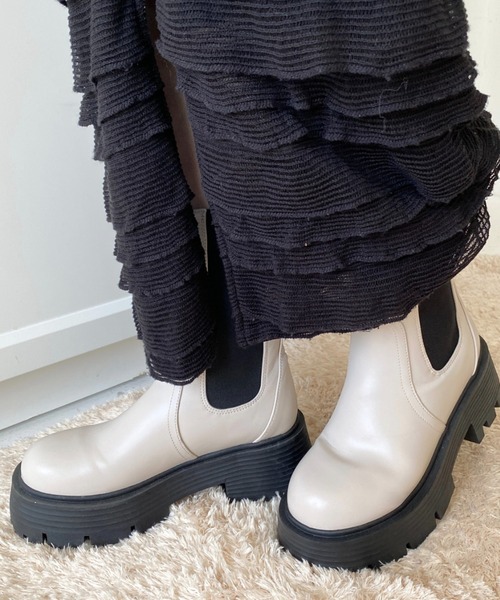 moment+（モーメントプラス）の「【累計販売数2万足突破！】厚底サイドゴアブーツ（ブーツ・レディース・ブラック/カーキ/アイボリー/ブラウン・LL/S/M/L）」の18枚目の写真