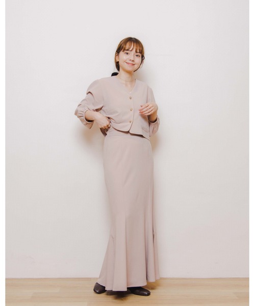 flower（フラワー）の「スモーキーショートジャケット（ノーカラージャケット・レディース・ベージュ/ブラウン・FREE）」の3枚目の写真