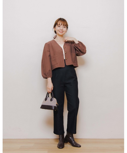 flower（フラワー）の「スモーキーショートジャケット（ノーカラージャケット・レディース・ベージュ/ブラウン・FREE）」の11枚目の写真