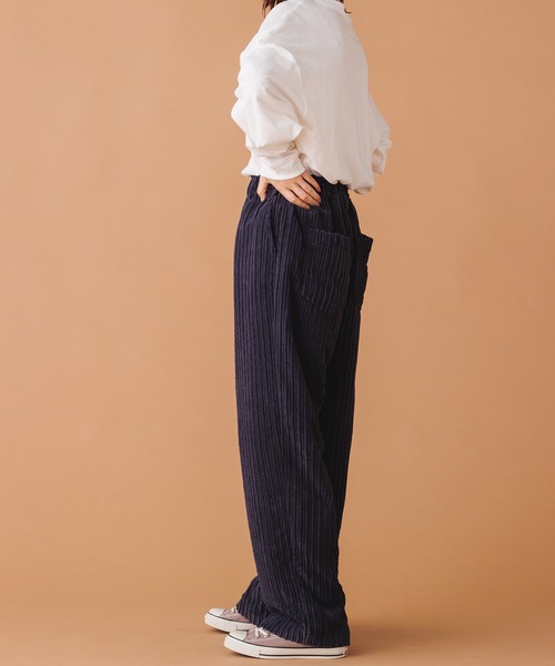 hunch（ハンチ）の「コーデュロイ ワイドストレートパンツ（その他パンツ・レディース・グリーン/ピンク/ネイビー・FREE）」の18枚目の写真