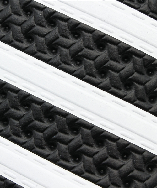 adidas（アディダス）の「BYBC adidas Originals ADILETTE サンダル◆（サンダル・レディース・ホワイト/ブラック/ネイビー・23.5cm/24.5cm/25.5cm）」の12枚目の写真