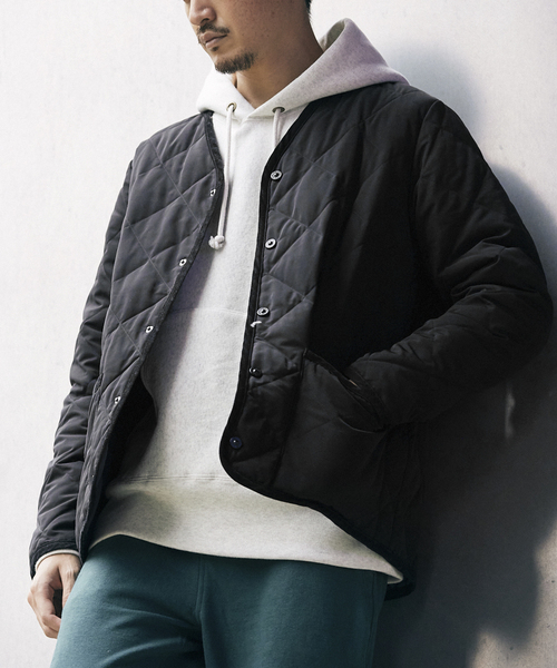 TAION（タイオン）の「【TAION × HOUSE HOLD / タイオン】別注 キルティングダウンジャケット（ダウンジャケット/コート・メンズ・カーキ/ブラック/ベージュ・4/3/2）」の8枚目の写真