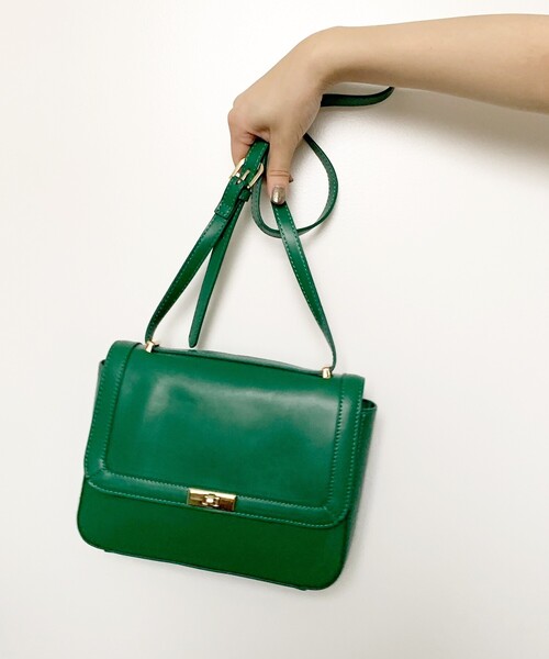 OPAQUE.CLIP(オペークドットクリップ)の「◆クラシカルミニショルダーバッグ(ショルダーバッグ・レディース・ダークブラウン/ダークグリーン/オフホワイト・00)」の8枚目の写真