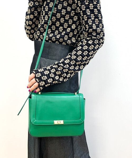 OPAQUE.CLIP(オペークドットクリップ)の「◆クラシカルミニショルダーバッグ(ショルダーバッグ・レディース・ダークブラウン/ダークグリーン/オフホワイト・00)」の3枚目の写真