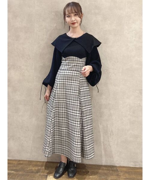 dazzlin（ダズリン）の「レースアッブ長袖ショートボレロⅡ（カーディガン/ボレロ・レディース・ブラック/レッド/ブルー/ブラウン/ベージュ・FREE）」の6枚目の写真