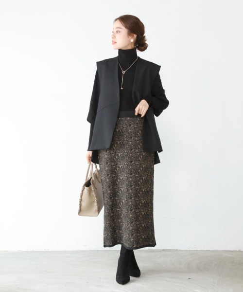 M.deux(エムドゥ)の「サイドボタンカラーレスジレ(ベスト・レディース・ベージュ/ブラック・MEDIUM)」の12枚目の写真