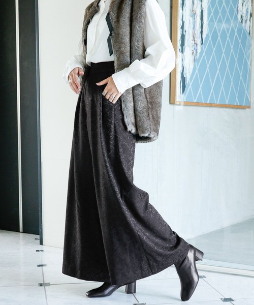 RAGEBLUE（レイジブルー）の「【WEB限定】ジャガード柄ワイドフレアパンツ（スラックス・レディース・ブラック/グリーン・FREE）」の15枚目の写真