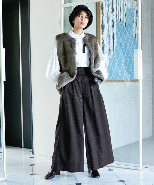 RAGEBLUE（レイジブルー）の「【WEB限定】ジャガード柄ワイドフレアパンツ（スラックス・レディース・ブラック/グリーン・FREE）」の4枚目の写真