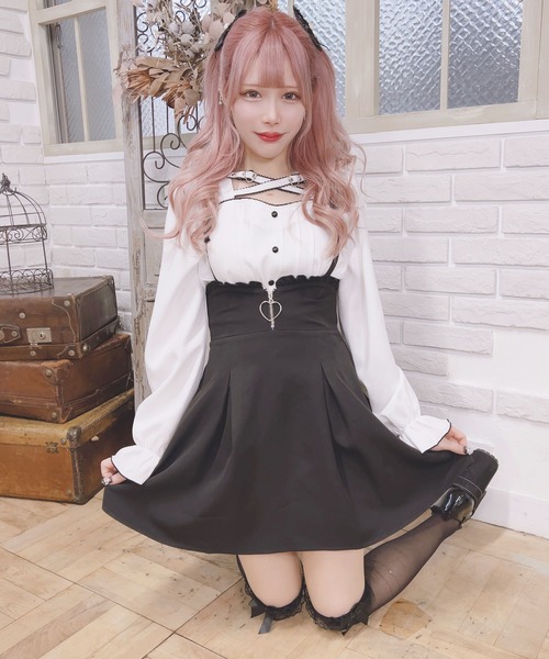 MA*RS（アメーバーマーズ）の「ZIPタックフレアスカート