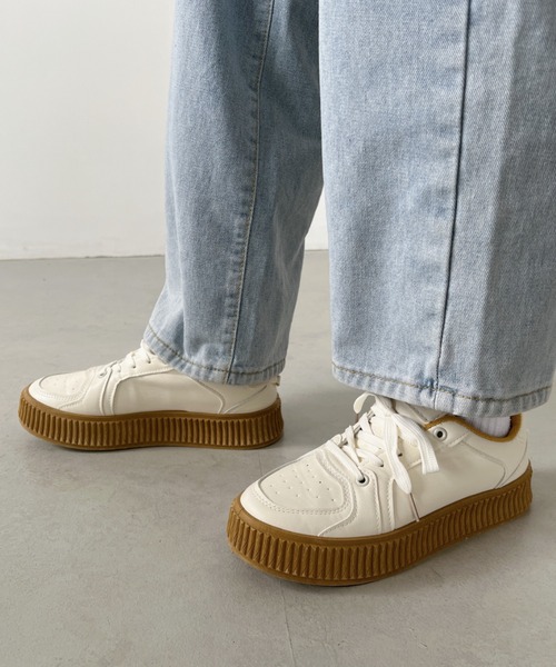 CLEA(クレア)の「レトロ配色厚底スニーカー(スニーカー・レディース・ホワイト/アイボリー・M/L/M/L/L/XL)」の3枚目の写真