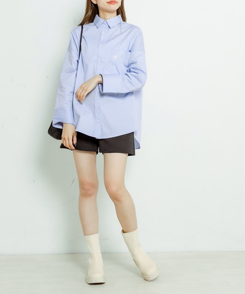 OLIVE des OLIVE（オリーブデオリーブ）の「【WEB限定カラー有】マントスリーブゆるシャツ（シャツ/ブラウス・レディース・ストライプ/ワンウォッシュ/オフホワイト/サックスブルー・FREE）」の6枚目の写真