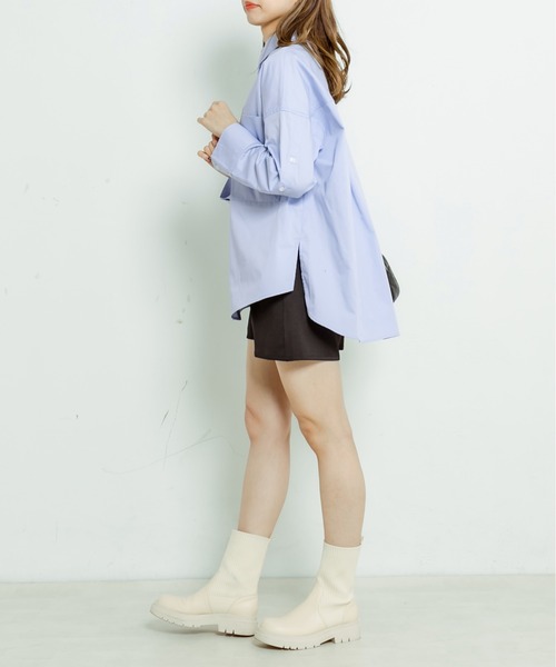 OLIVE des OLIVE（オリーブデオリーブ）の「【WEB限定カラー有】マントスリーブゆるシャツ（シャツ/ブラウス・レディース・ストライプ/ワンウォッシュ/オフホワイト/サックスブルー・FREE）」の11枚目の写真