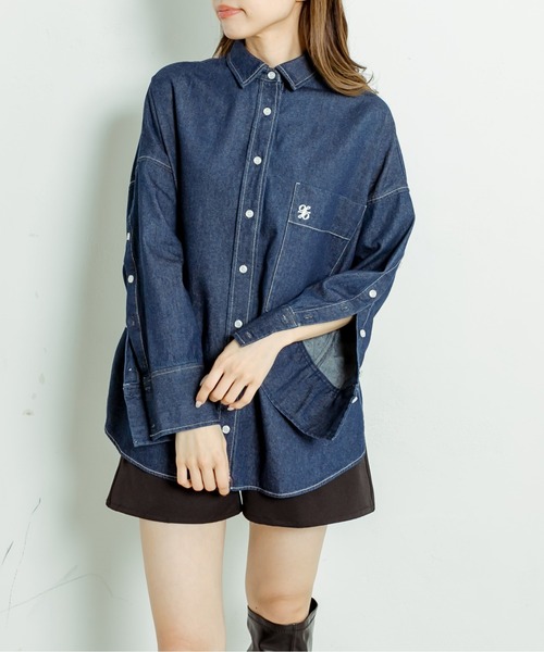 OLIVE des OLIVE（オリーブデオリーブ）の「【WEB限定カラー有】マントスリーブゆるシャツ（シャツ/ブラウス・レディース・ストライプ/ワンウォッシュ/オフホワイト/サックスブルー・FREE）」の17枚目の写真