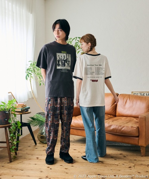 お値下げBEATLES アメリカ製ブラックTシャツ　フロント&バックプリント有り 更にお値下げBEATLES アメリカ製ブラックTシャツフロント&バック