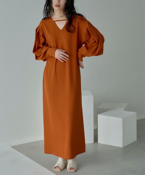 miette（ミエット）の「タックスリーブVネックワンピース（ワンピース・レディース・ブラック/オレンジ/ブルー・FREE）」の3枚目の写真