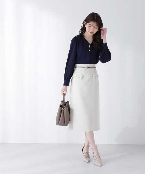 PROPORTION BODY DRESSING（プロポーションボディドレッシング）の「ベルト付ツイルタイトスカート / 1213120214（スカート・レディース・ベージュ/ブルー/ライトグリーン・SMALL/MEDIUM/X-SMALL）」の17枚目の写真