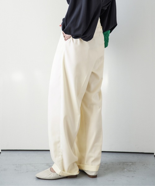 AMELY（エミリー）の「タックワイドパンツ（その他パンツ・レディース・グレー/オフホワイト/ブラック/ライム/カーキブラウン/ライトグレー/ピンク/ネイビー/ダークグレー・M/L/LL）」の15枚目の写真