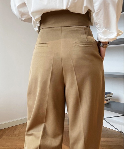 AMELY(エミリー)の「タックワイドパンツ(その他パンツ・レディース・グレー/オフホワイト/ブラック/ライム/カーキブラウン/ライトグレー/ピンク/ネイビー/ダークグレー・M/L/LL)」の18枚目の写真