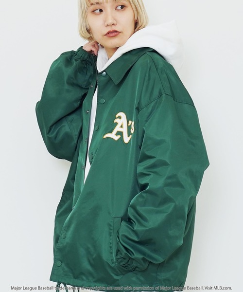 MLB（メジャーリーグベースボール）の「MLB / メジャーリーグベースボール LULU & ARNIE 別注 ナイロン コーチジャケット（ブルゾン・メンズ・ブラック系その他2/ブラック系その他3/ブラック系その他4/グレー系その他/グリーン系その他/ブラック系その他・FREE）」の2枚目の写真