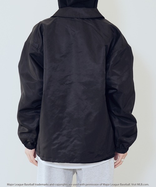 MLB（メジャーリーグベースボール）の「MLB / メジャーリーグベースボール LULU & ARNIE 別注 ナイロン コーチジャケット（ブルゾン・メンズ・ブラック系その他2/ブラック系その他3/ブラック系その他4/グレー系その他/グリーン系その他/ブラック系その他・FREE）」の16枚目の写真
