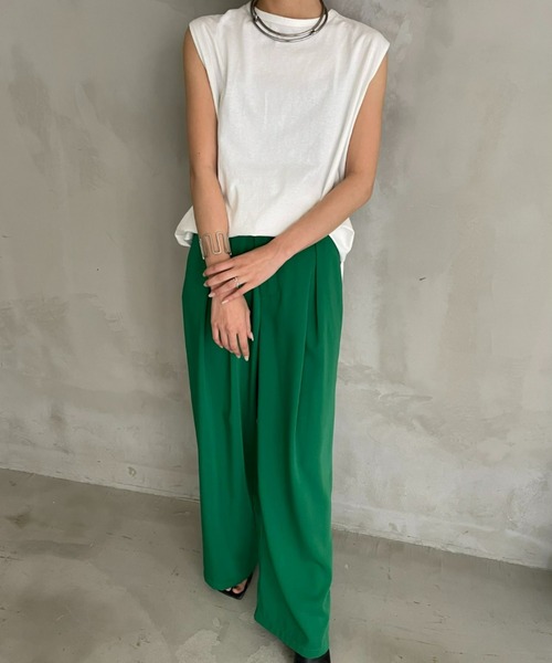 AIC.（エーアイシー）の「サイドスリットオーバーサイズタンクトップ/綿100%/ヘビーウェイト/7.8オンス（Tシャツ/カットソー・レディース・ブラック/オフホワイト/グレイッシュベージュ/その他・FREE）」の6枚目の写真