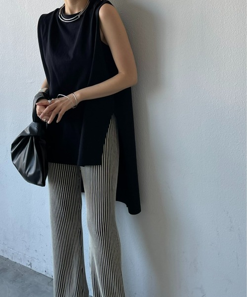 AIC.（エーアイシー）の「サイドスリットオーバーサイズタンクトップ/綿100%/ヘビーウェイト/7.8オンス（Tシャツ/カットソー・レディース・ブラック/オフホワイト/グレイッシュベージュ/その他・FREE）」の16枚目の写真