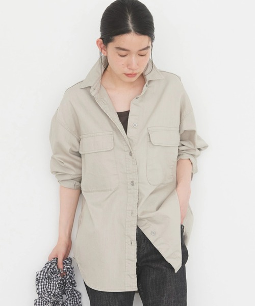 AMERICAN HOLIC(アメリカンホリック)の「Wポケットワークシャツ(シャツ/ブラウス・レディース・カーキ/ライトグレー・M/L)」の3枚目の写真
