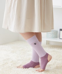 Tuche（トゥシェ）の「Tuche/トゥシェ ルームソックス てらおかなつみさんコラボ クルー丈 ワンポイント刺繍（ソックス/靴下）」