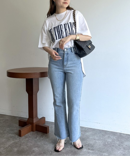 prose verse（プロズヴェール）の「ロゴプリントラウンドヘムTシャツ（Tシャツ/カットソー・レディース・チャコール/オフホワイト・MEDIUM）」の11枚目の写真