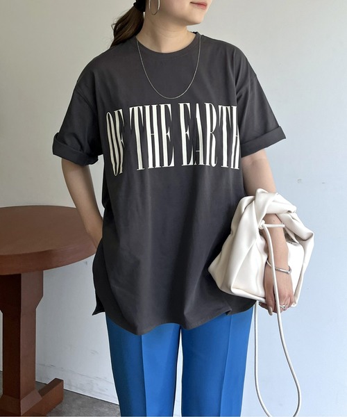 prose verse（プロズヴェール）の「ロゴプリントラウンドヘムTシャツ（Tシャツ/カットソー・レディース・チャコール/オフホワイト・MEDIUM）」の14枚目の写真