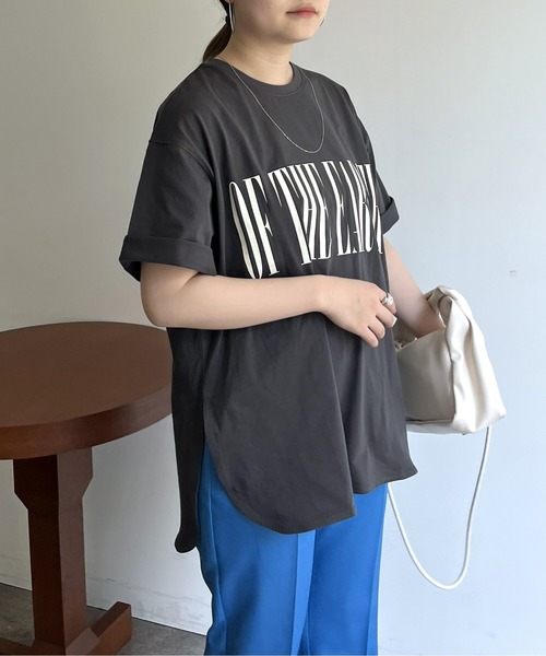 prose verse（プロズヴェール）の「ロゴプリントラウンドヘムTシャツ（Tシャツ/カットソー・レディース・チャコール/オフホワイト・MEDIUM）」の16枚目の写真