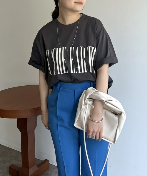 prose verse（プロズヴェール）の「ロゴプリントラウンドヘムTシャツ（Tシャツ/カットソー・レディース・チャコール/オフホワイト・MEDIUM）」の21枚目の写真