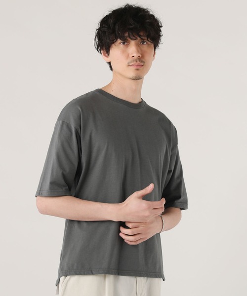 THE CASUAL(カジュアル)の「接触冷感天竺オーバーサイズカットソー(Tシャツ/カットソー・メンズ・ブルーグレー/ブラック/ホワイト/ベージュ系/グリーン/チャコール・L/LL/M)」の4枚目の写真