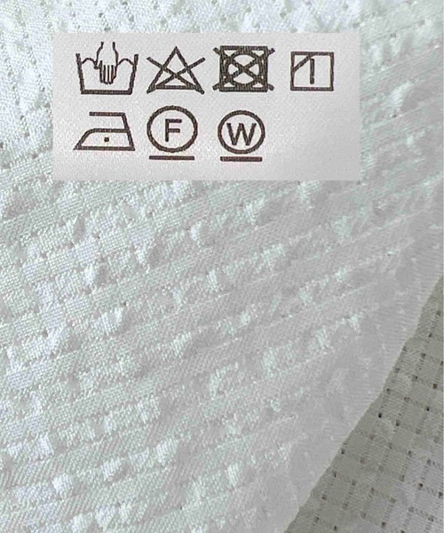 DIARIUM（ディアリウム）の「バルーンスリーブギャザーブラウス（シャツ/ブラウス・レディース・オフホワイト/ブラック・M）」の4枚目の写真