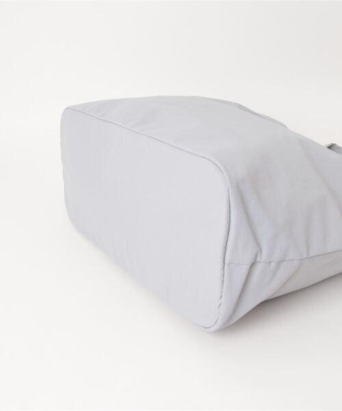 petit main（プティマイン）の「【WEB限定】【プティプラ】ママパパ巾着トートバッグ（トートバッグ・レディース・グレー・FREE）」の3枚目の写真