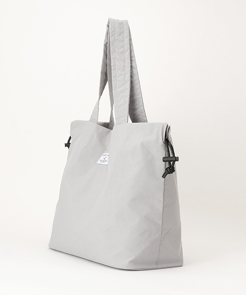 petit main（プティマイン）の「【WEB限定】【プティプラ】ママパパ巾着トートバッグ（トートバッグ・レディース・グレー・FREE）」の10枚目の写真