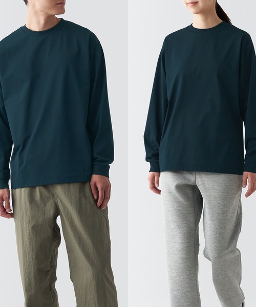 無印良品（ムジルシリョウヒン）の「〔MUJI WALKER〕ＵＶカット吸汗速乾長袖Ｔシャツ（Tシャツ/カットソー・レディース・オフホワイト/ネイビー系/グレー/ブラック・M/S/XL/L/XXL/XS）」の4枚目の写真