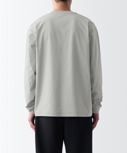 無印良品（ムジルシリョウヒン）の「〔MUJI WALKER〕ＵＶカット吸汗速乾長袖Ｔシャツ（Tシャツ/カットソー・レディース・オフホワイト/ネイビー系/グレー/ブラック・M/S/XL/L/XXL/XS）」の7枚目の写真